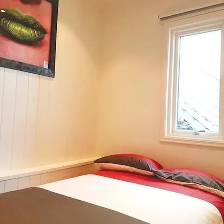 With One Bedroom In With Wonderful Sea View And Wifi 4 Km From The Beach Apartment *