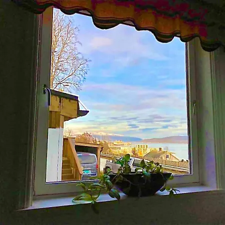 Apartment With One Bedroom In With Wonderful Sea View And Wifi 4 Km From The Beach *